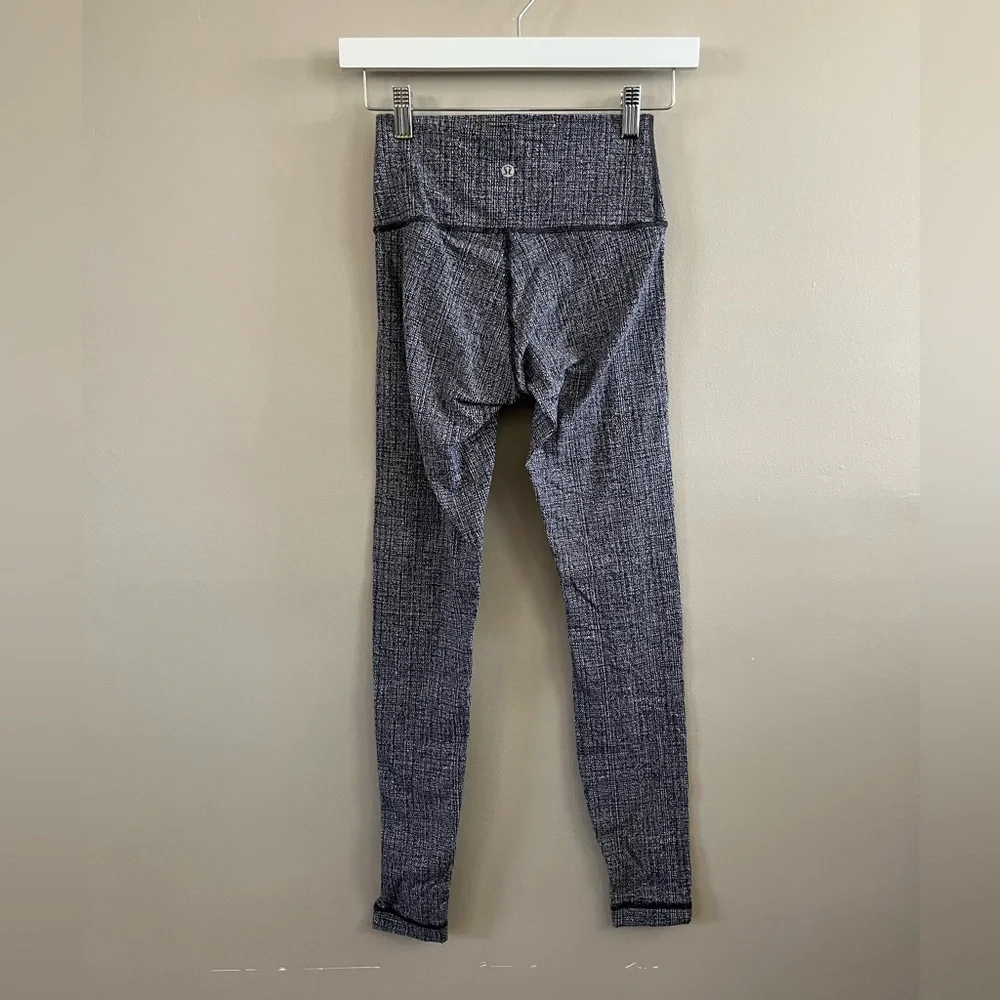 Lululemon Wunder Under Black Plaid Tight - Legging Size 4‎